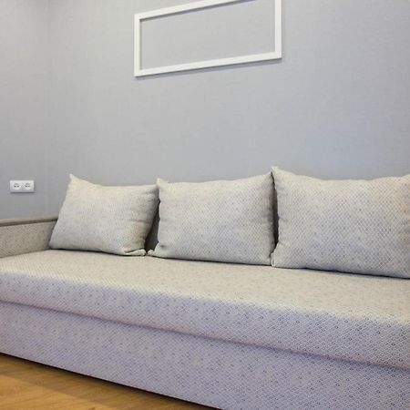 Studio Near Metro Yaroslava Mudroho, Universytet - Mykoly Khvylovoho Str 5-3 Κχαρκίβ Εξωτερικό φωτογραφία