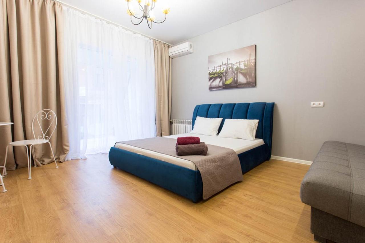 Studio Near Metro Yaroslava Mudroho, Universytet - Mykoly Khvylovoho Str 5-3 Κχαρκίβ Εξωτερικό φωτογραφία