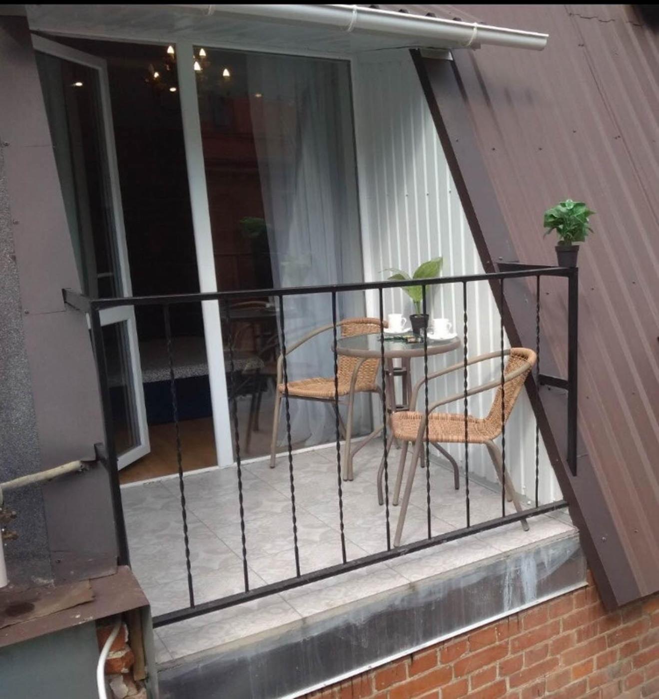 Studio Near Metro Yaroslava Mudroho, Universytet - Mykoly Khvylovoho Str 5-3 Κχαρκίβ Εξωτερικό φωτογραφία