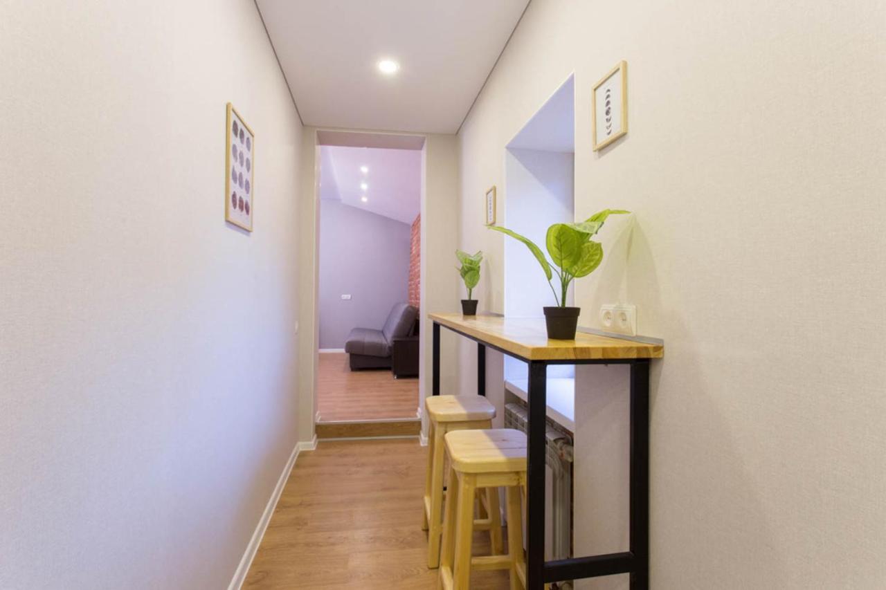 Studio Near Metro Yaroslava Mudroho, Universytet - Mykoly Khvylovoho Str 5-3 Κχαρκίβ Εξωτερικό φωτογραφία