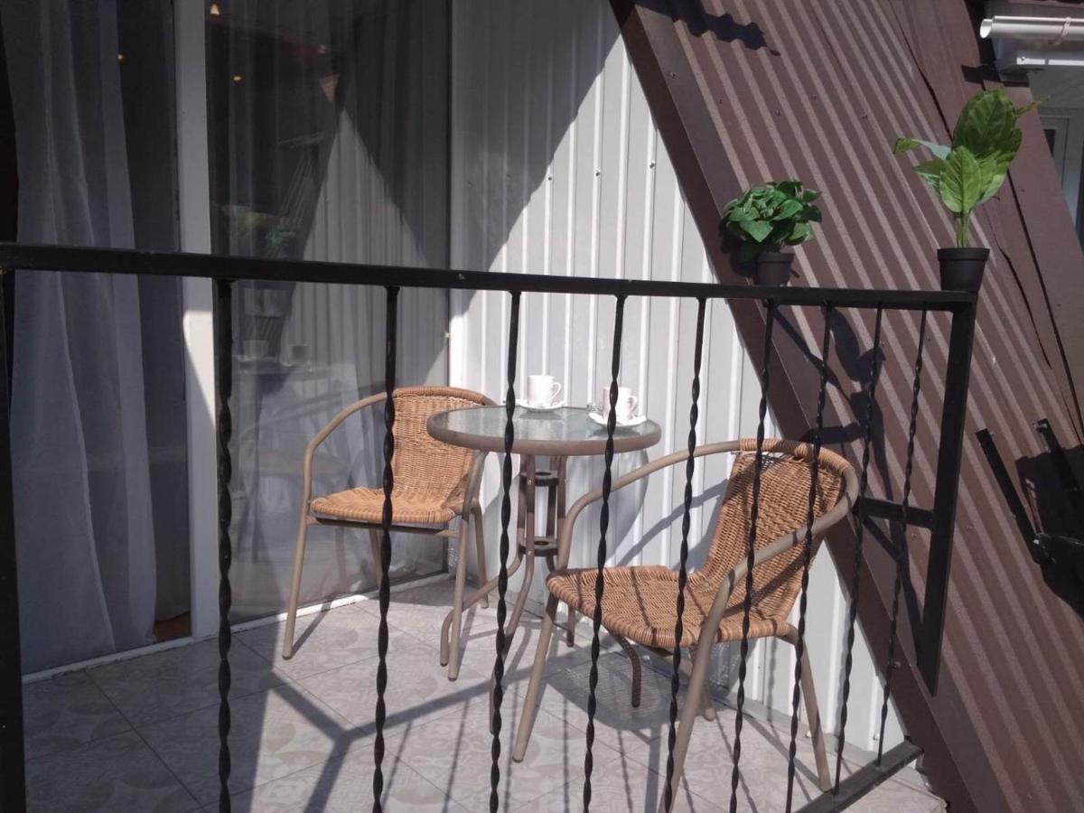 Studio Near Metro Yaroslava Mudroho, Universytet - Mykoly Khvylovoho Str 5-3 Κχαρκίβ Εξωτερικό φωτογραφία