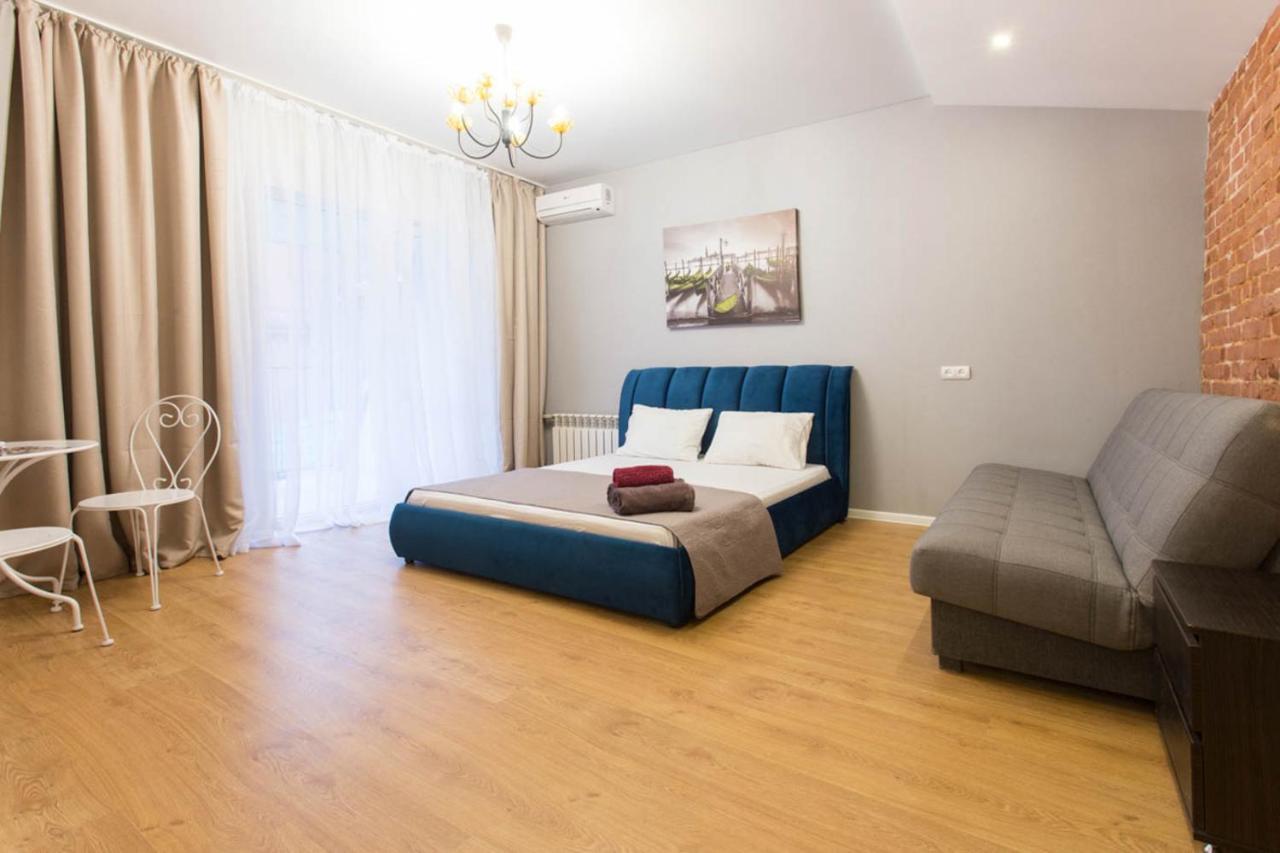 Studio Near Metro Yaroslava Mudroho, Universytet - Mykoly Khvylovoho Str 5-3 Κχαρκίβ Εξωτερικό φωτογραφία