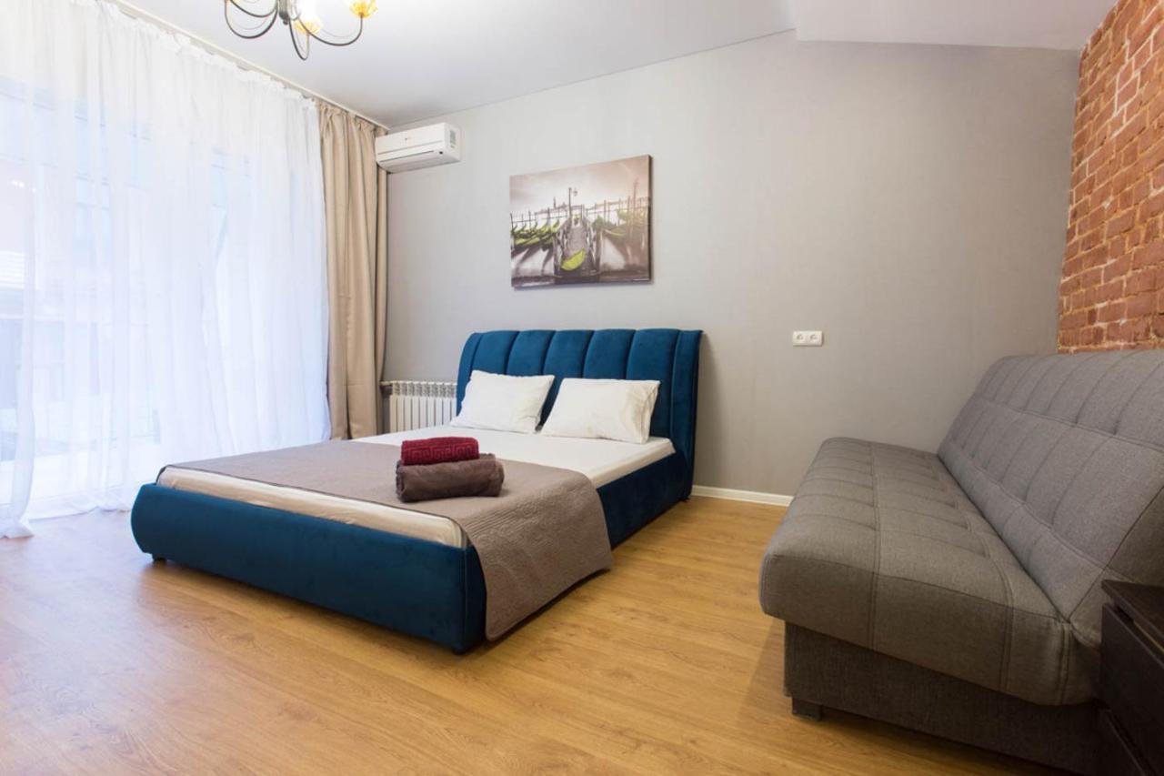 Studio Near Metro Yaroslava Mudroho, Universytet - Mykoly Khvylovoho Str 5-3 Κχαρκίβ Εξωτερικό φωτογραφία