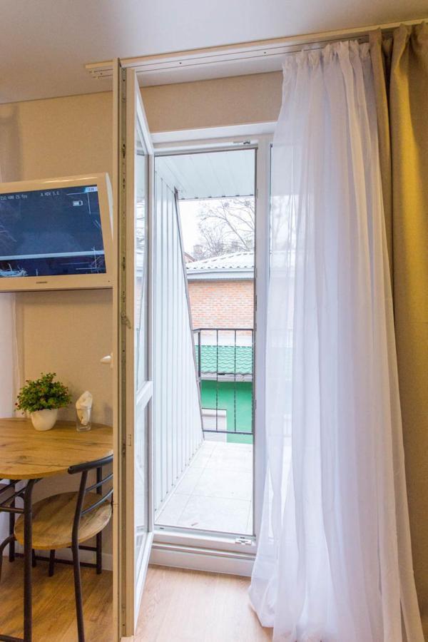 Studio Near Metro Yaroslava Mudroho, Universytet - Mykoly Khvylovoho Str 5-3 Κχαρκίβ Εξωτερικό φωτογραφία