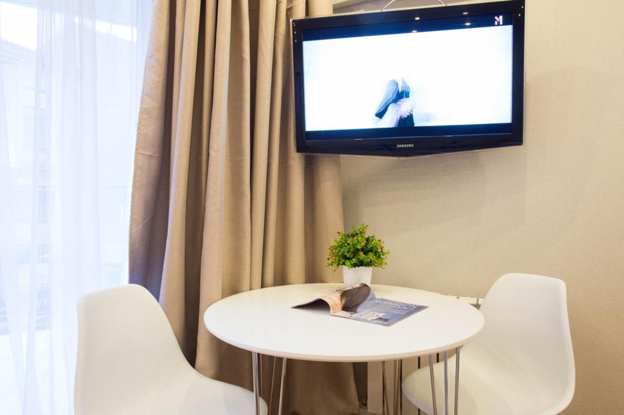 Studio Near Metro Yaroslava Mudroho, Universytet - Mykoly Khvylovoho Str 5-3 Κχαρκίβ Εξωτερικό φωτογραφία