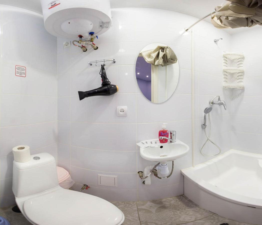 Studio Near Metro Yaroslava Mudroho, Universytet - Mykoly Khvylovoho Str 5-3 Κχαρκίβ Εξωτερικό φωτογραφία