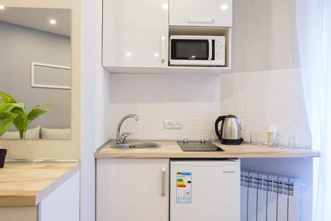 Studio Near Metro Yaroslava Mudroho, Universytet - Mykoly Khvylovoho Str 5-3 Κχαρκίβ Εξωτερικό φωτογραφία