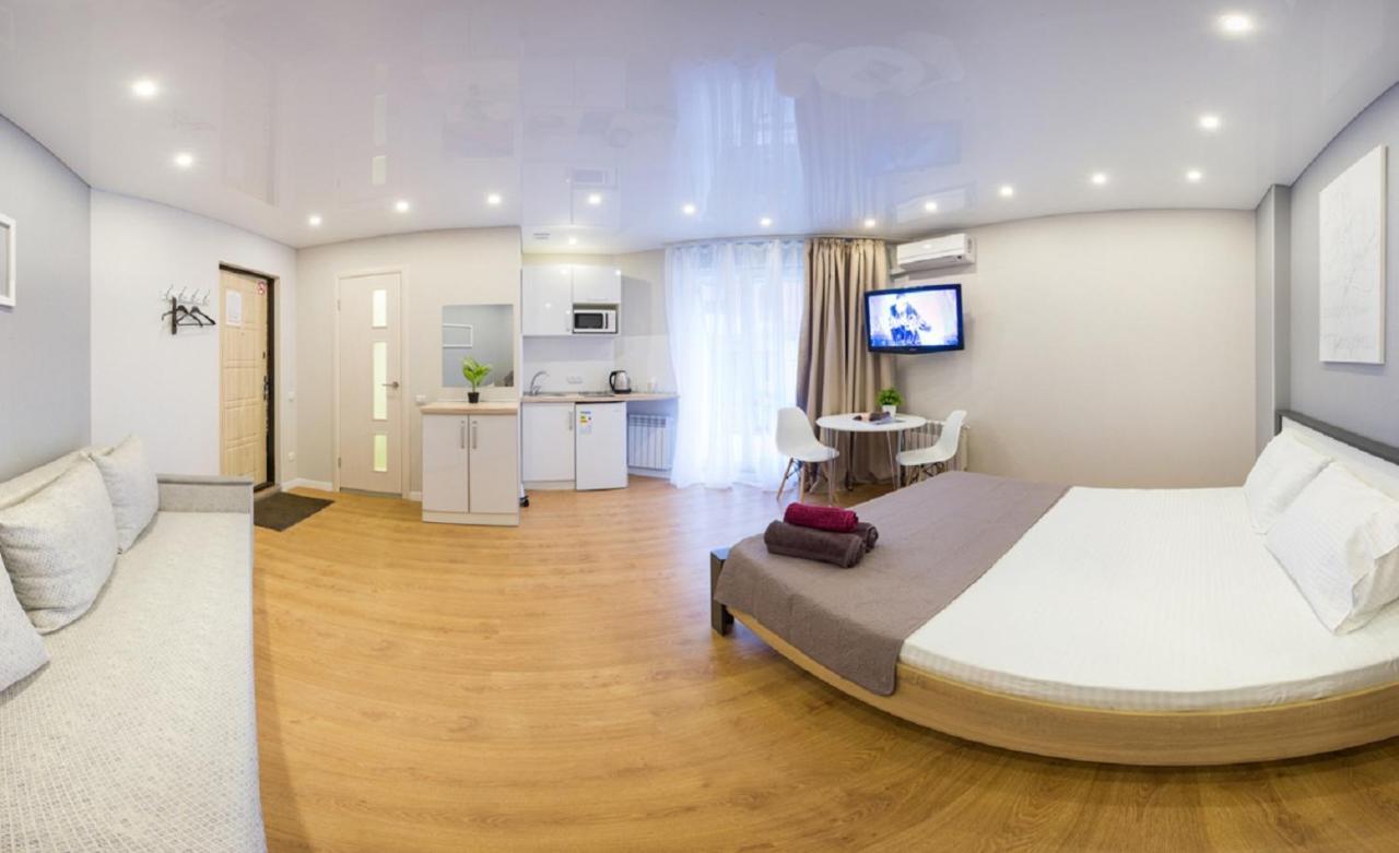 Studio Near Metro Yaroslava Mudroho, Universytet - Mykoly Khvylovoho Str 5-3 Κχαρκίβ Εξωτερικό φωτογραφία